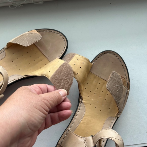 Clarks Un Dory Light Tan Leather wedge sandal - Picture 6 of 7